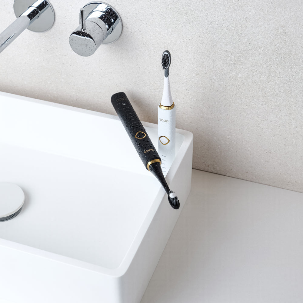 SOLID Toothbrush